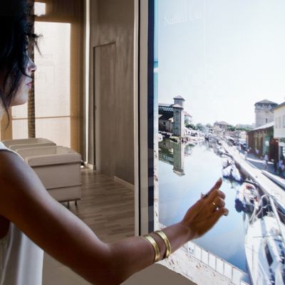 Waterproof Capacitive Multi Touch Foil 55 Inch USB Interactive Projection Touch